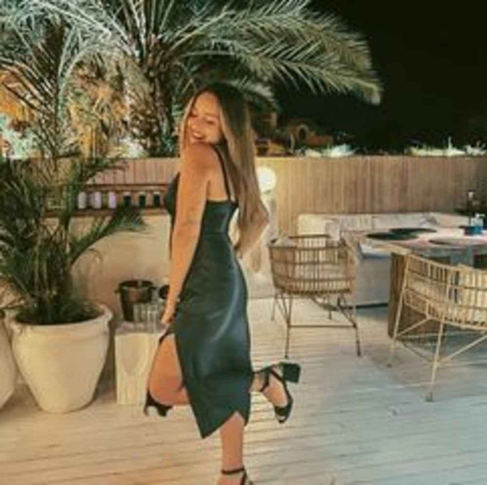 Meet your Posher, Nadine